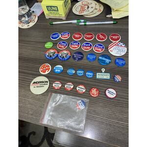 Lot Of 32 Vintage Political Buttons